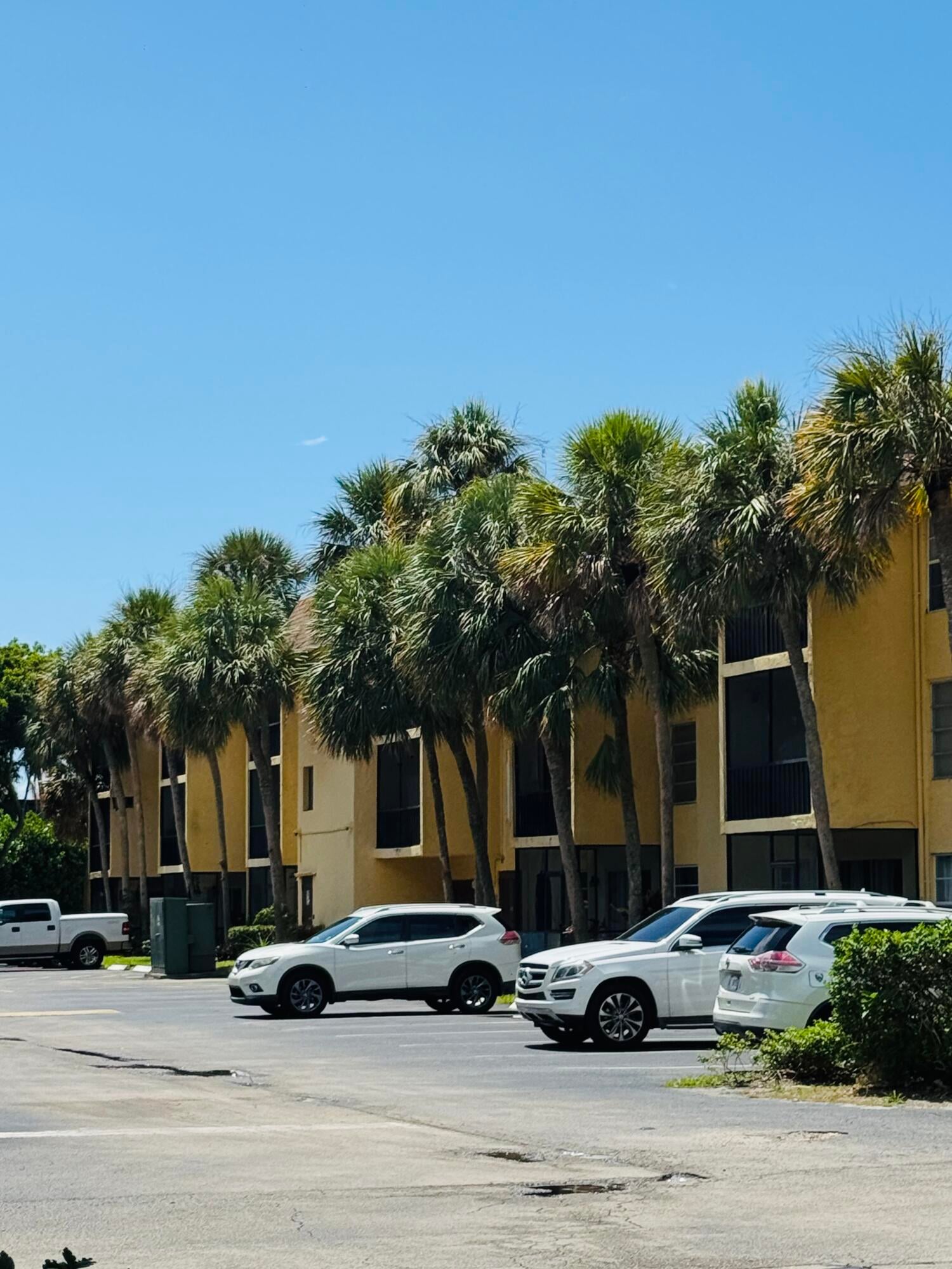 Unit 3020 photo 12