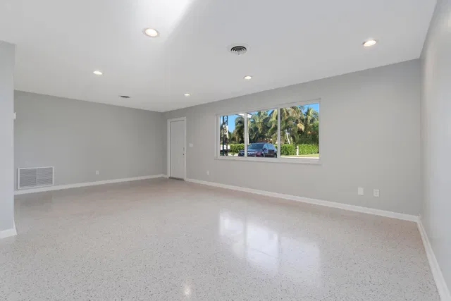 Rocky Point Residence photo 19
