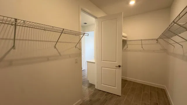  Residence photo 30