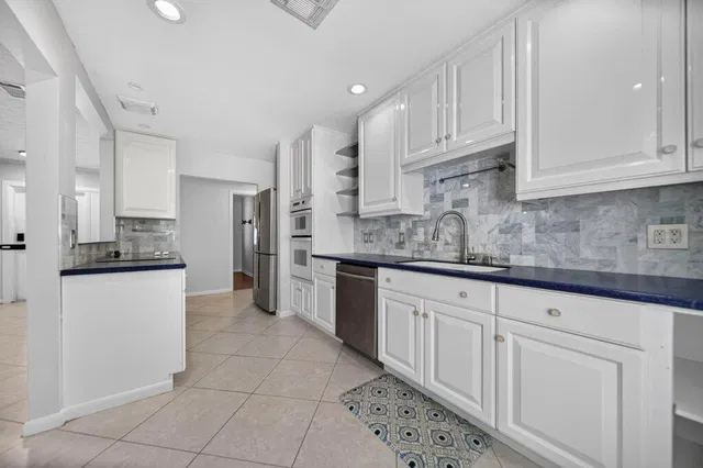 Residence photo 23