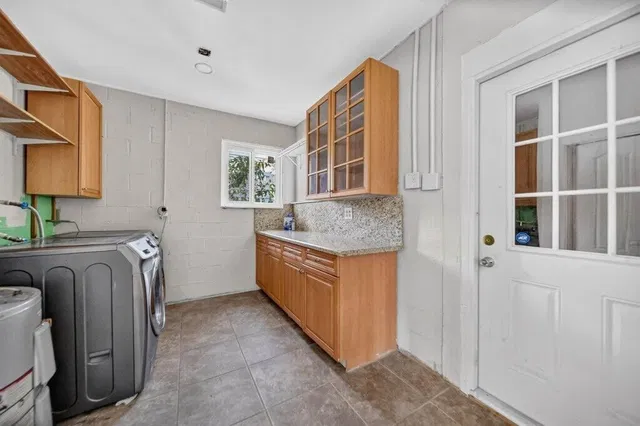 Residence photo 27