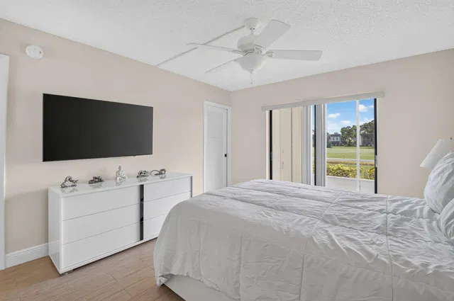  Unit 441 photo 19