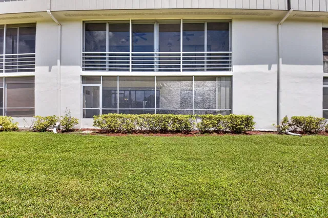  Unit 441 photo 26
