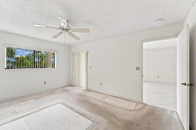 Unit 314 photo 14