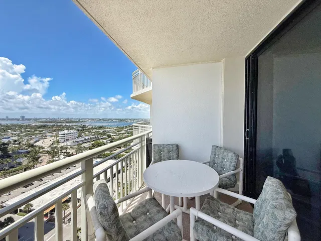 Tiara Singer Island Unit 20-G photo 3
