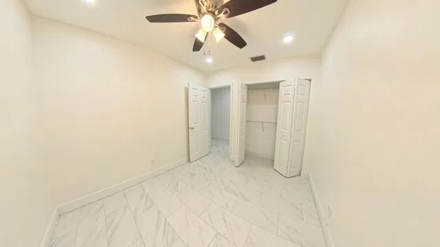Residence photo 13