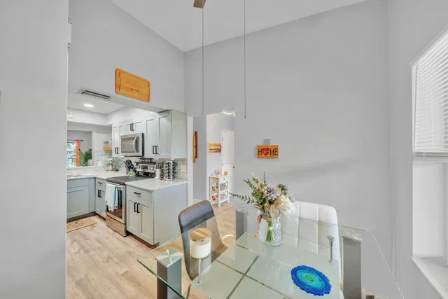  Unit 1626 photo 11