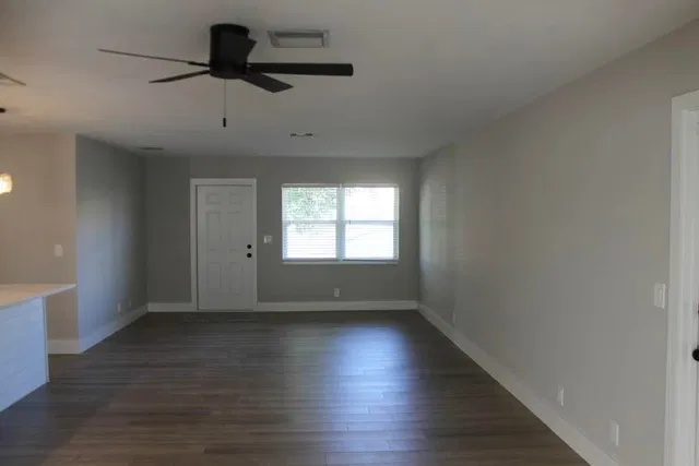  Residence photo 6