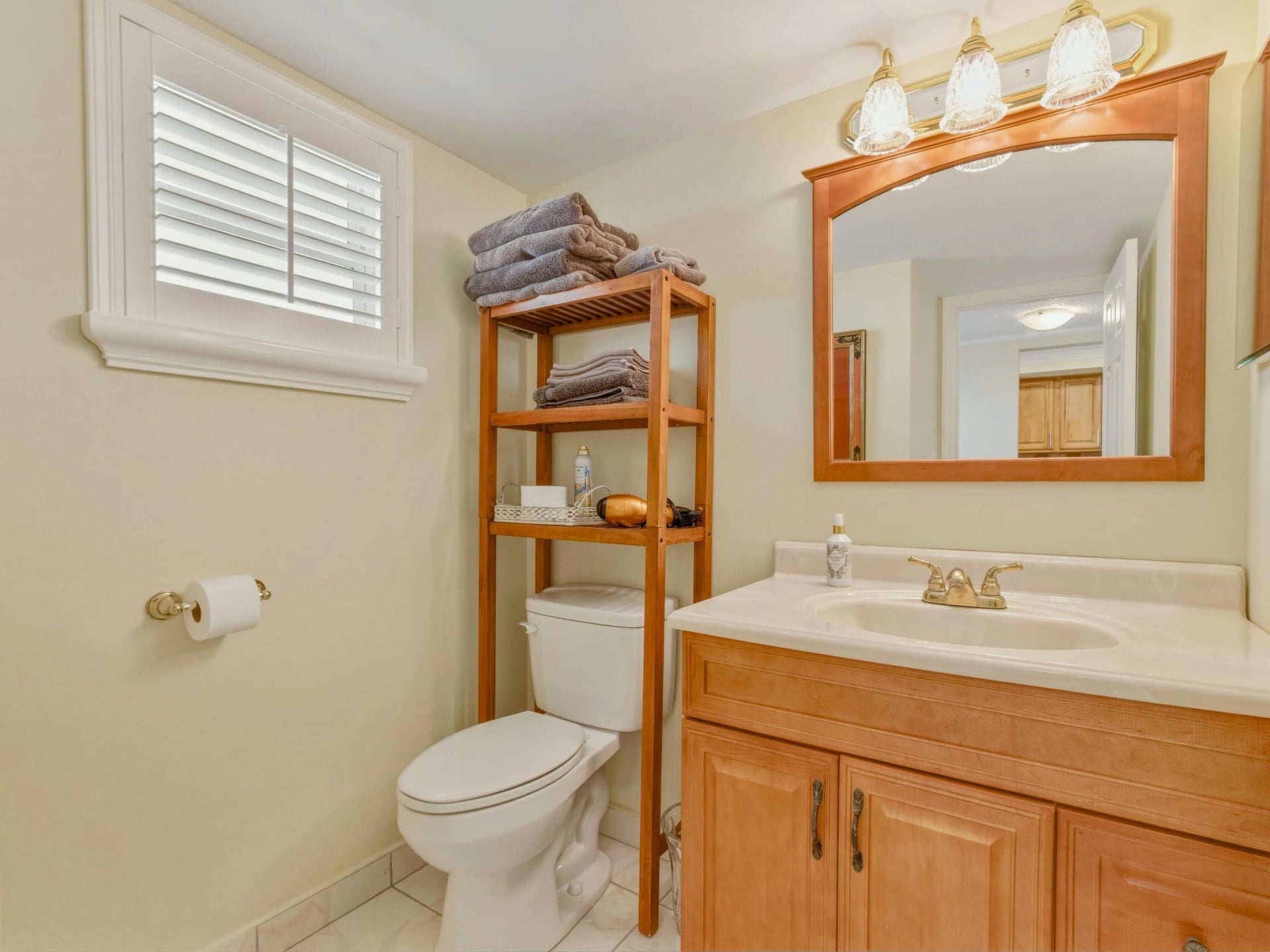 Unit 1136 photo 12