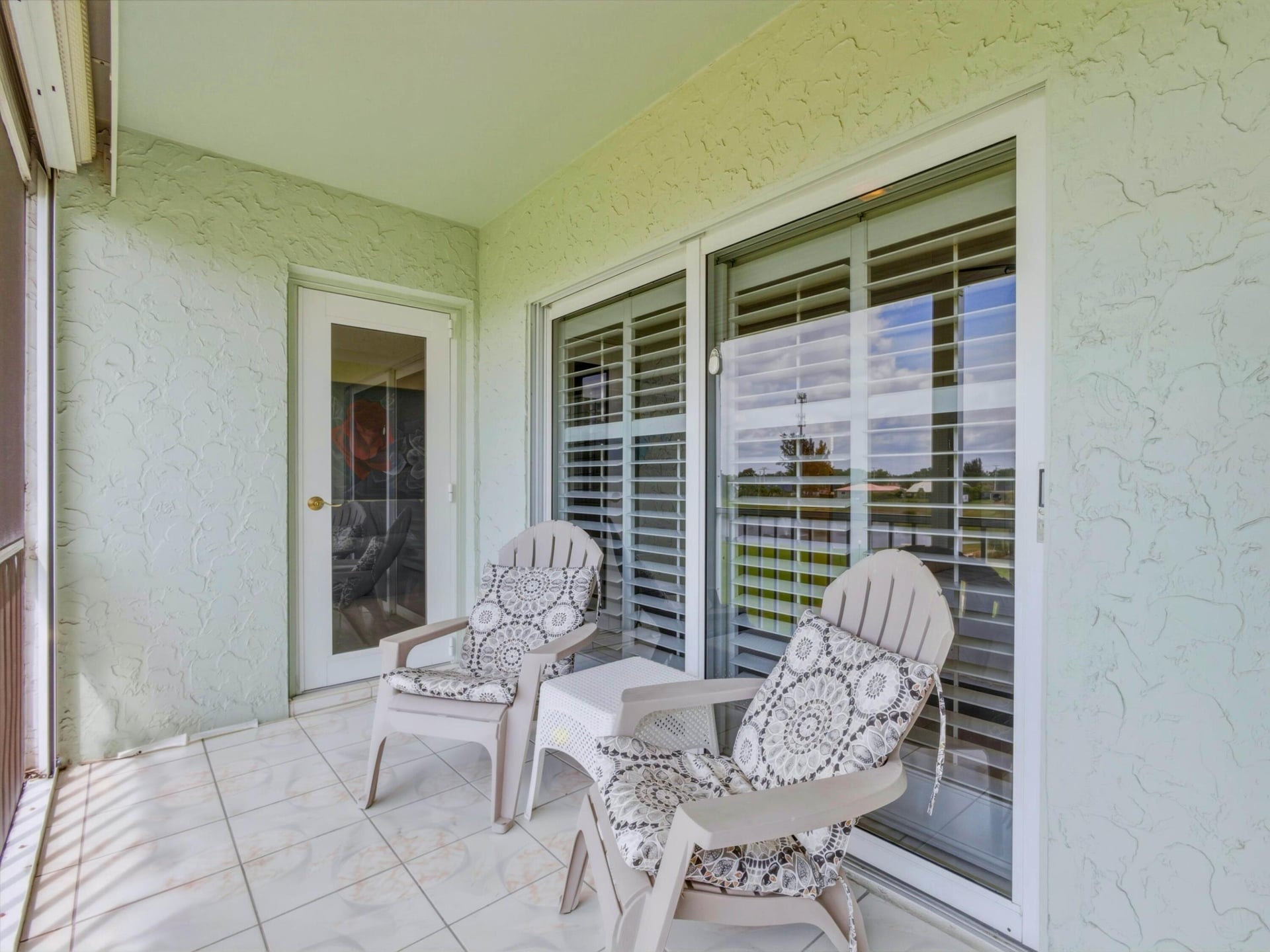 Unit 1136 photo 18