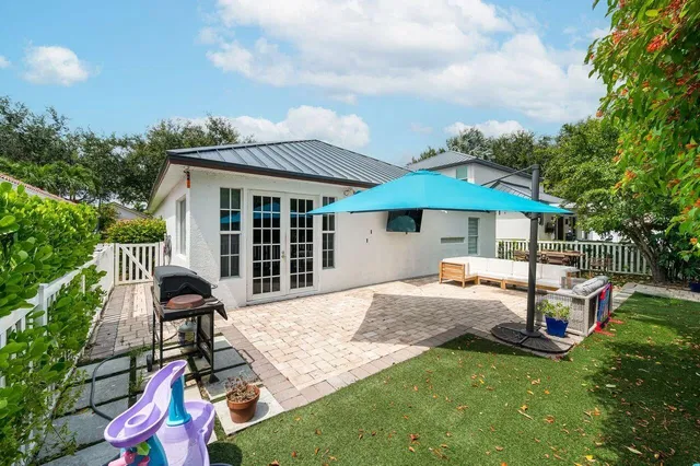 Residence photo 25