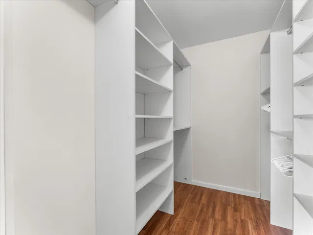 Unit 405 photo 36