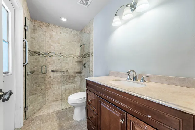 Residence photo 20