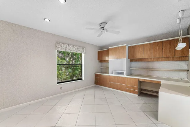 Residence photo 23