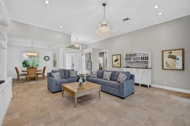 Willoughby Golf Club Residence photo 8
