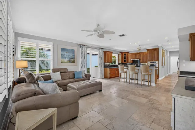 Willoughby Golf Club Residence photo 18