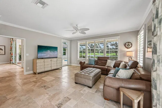 Willoughby Golf Club Residence photo 20