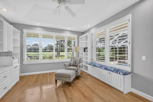 Willoughby Golf Club Residence photo 48