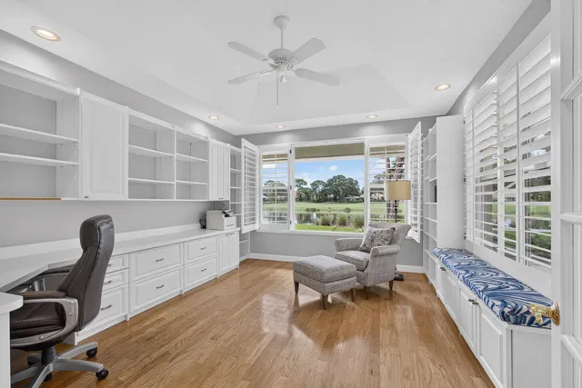 Willoughby Golf Club Residence photo 49