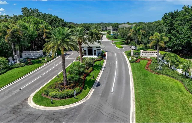 Willoughby Golf Club Residence photo 58