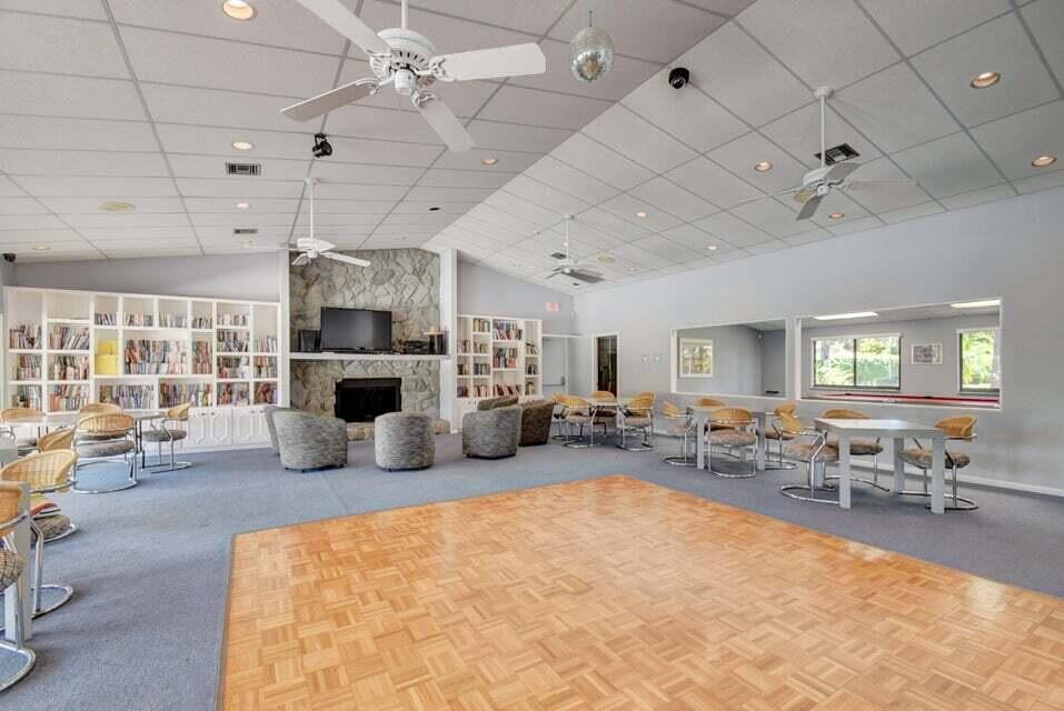  Residence photo 12
