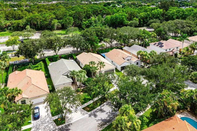  Residence photo 42