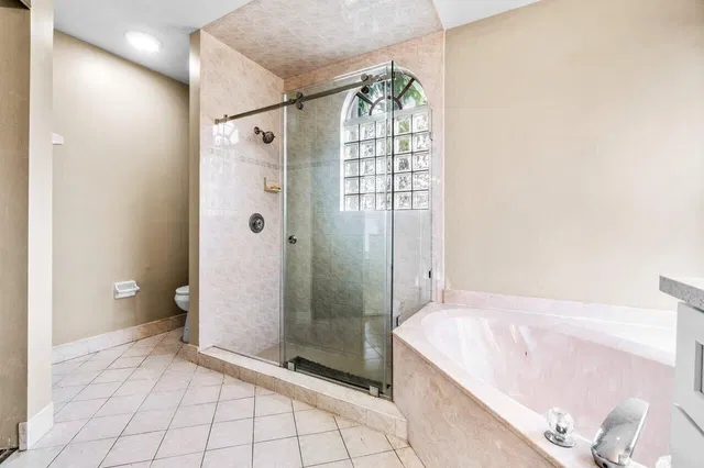  Residence photo 16