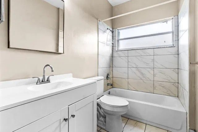  Residence photo 25