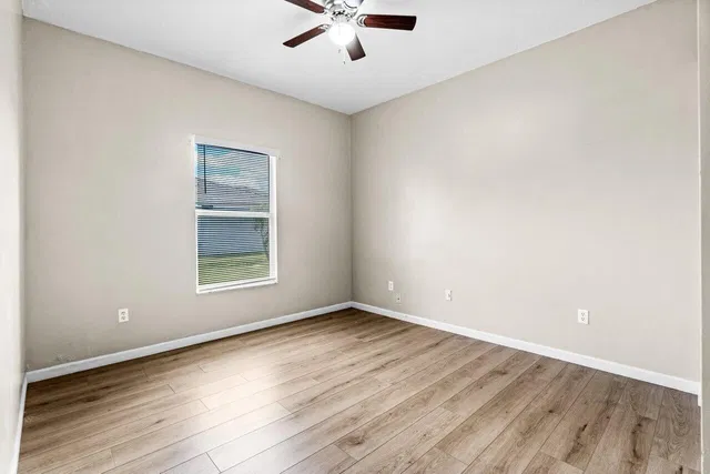  Residence photo 26