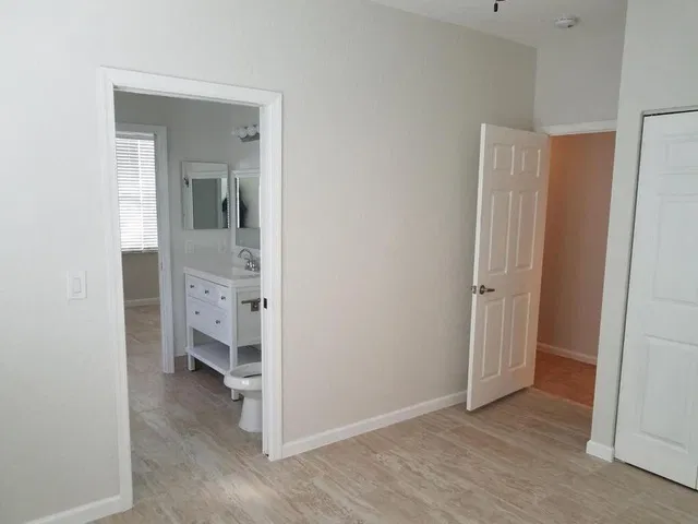  Residence photo 12