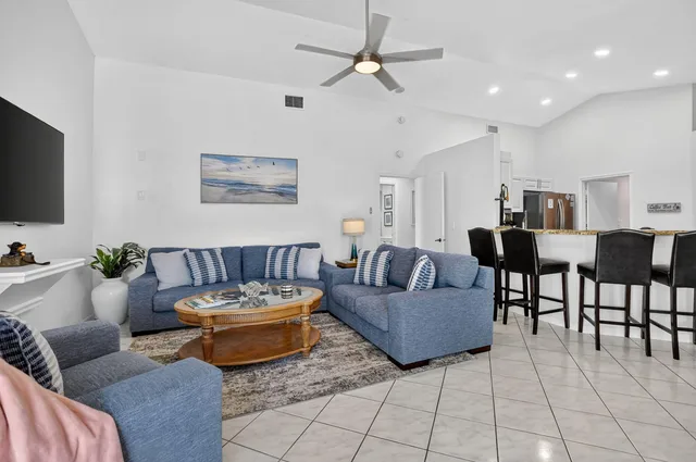  Residence photo 18