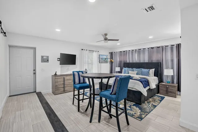  Residence photo 45