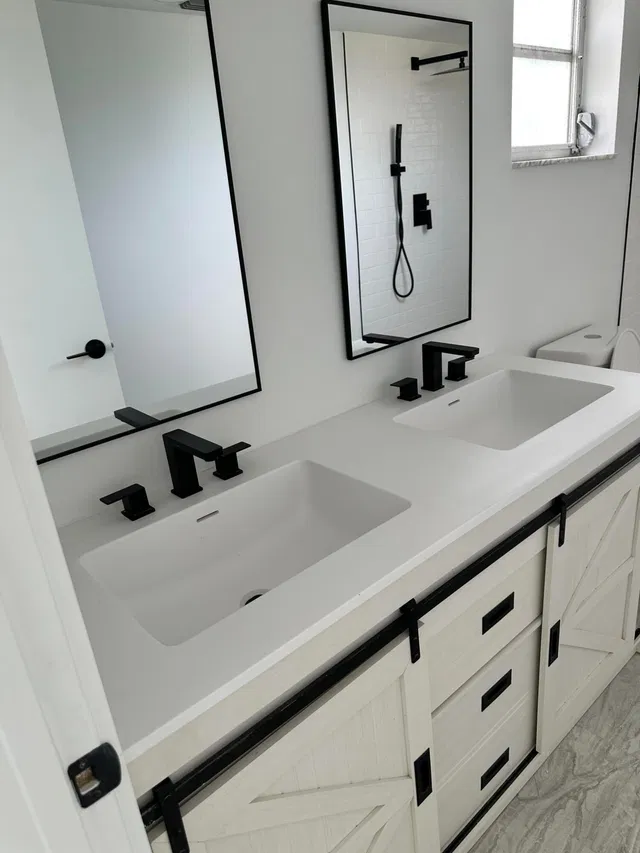 Unit 408 photo 6