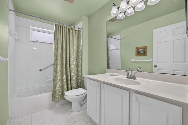 Residence photo 33