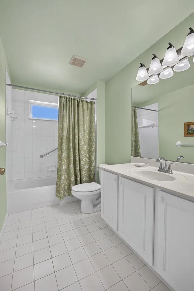 Residence photo 34