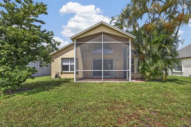 Residence photo 43