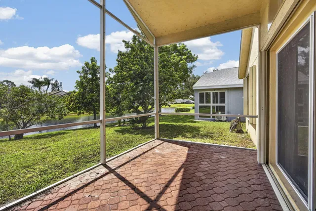 Residence photo 44
