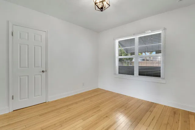 Residence photo 14