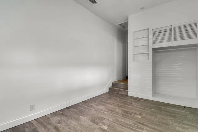 Residence photo 16