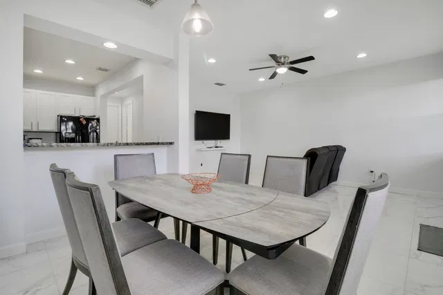 Cityside West Palm Beach Unit 3 photo 8