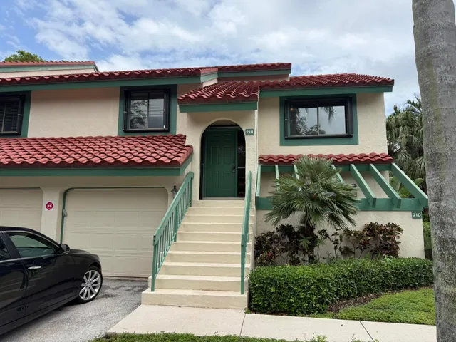 PGA National Palm Beach Gardens Unit H photo 4