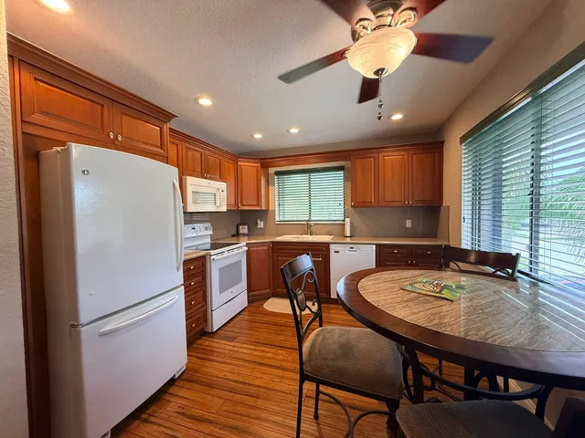 PGA National Palm Beach Gardens Unit H photo 12