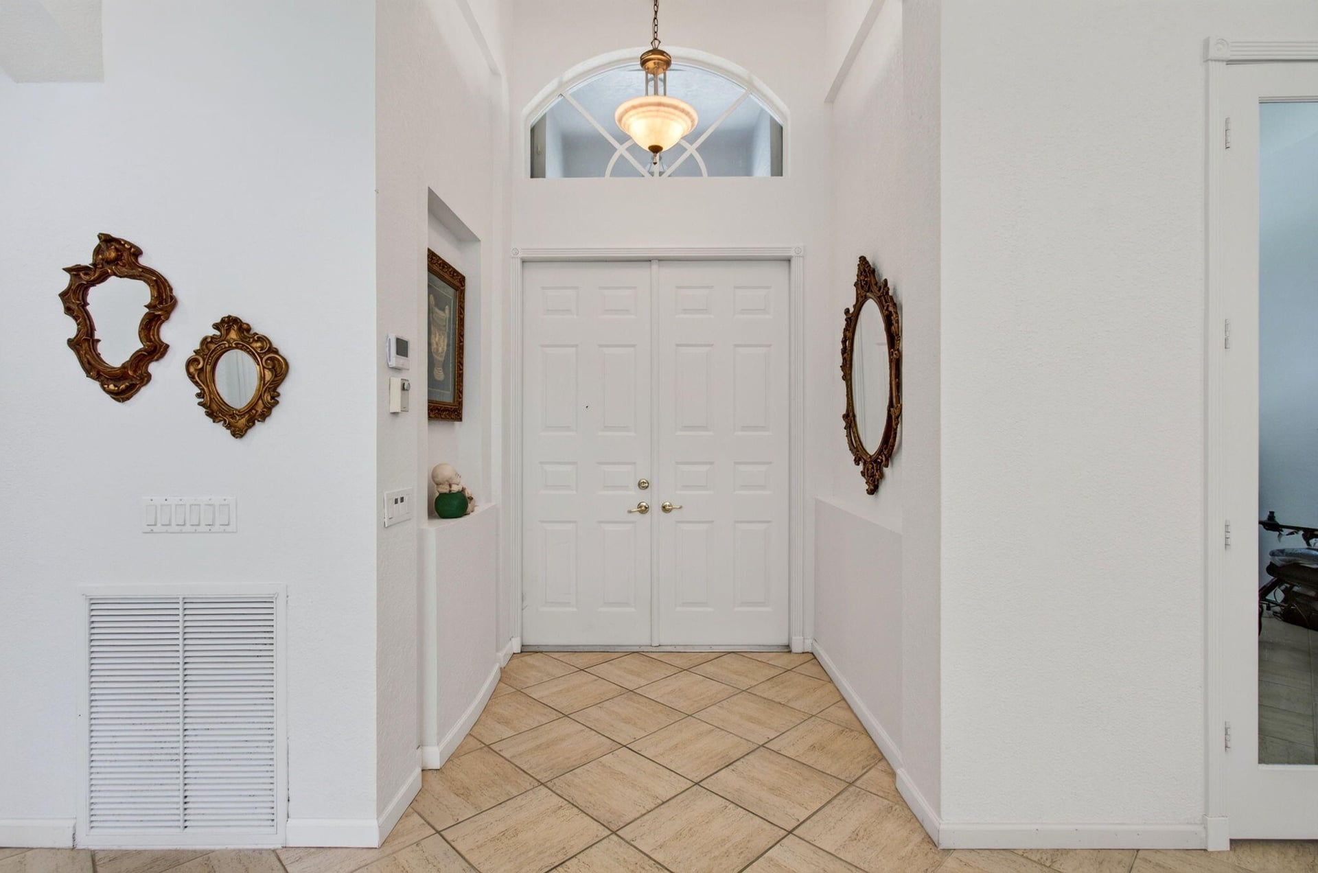 Residence photo 3