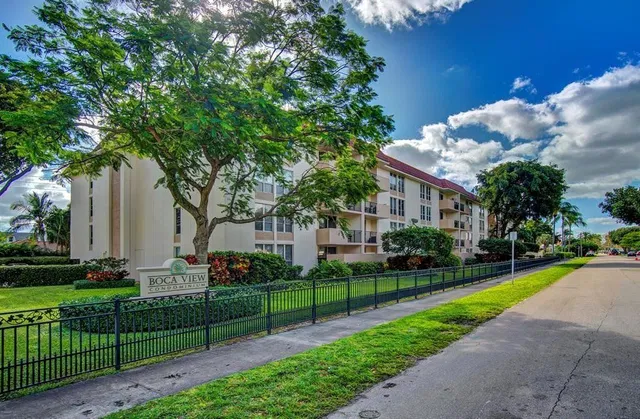 Boca Raton Unit 2P photo 2