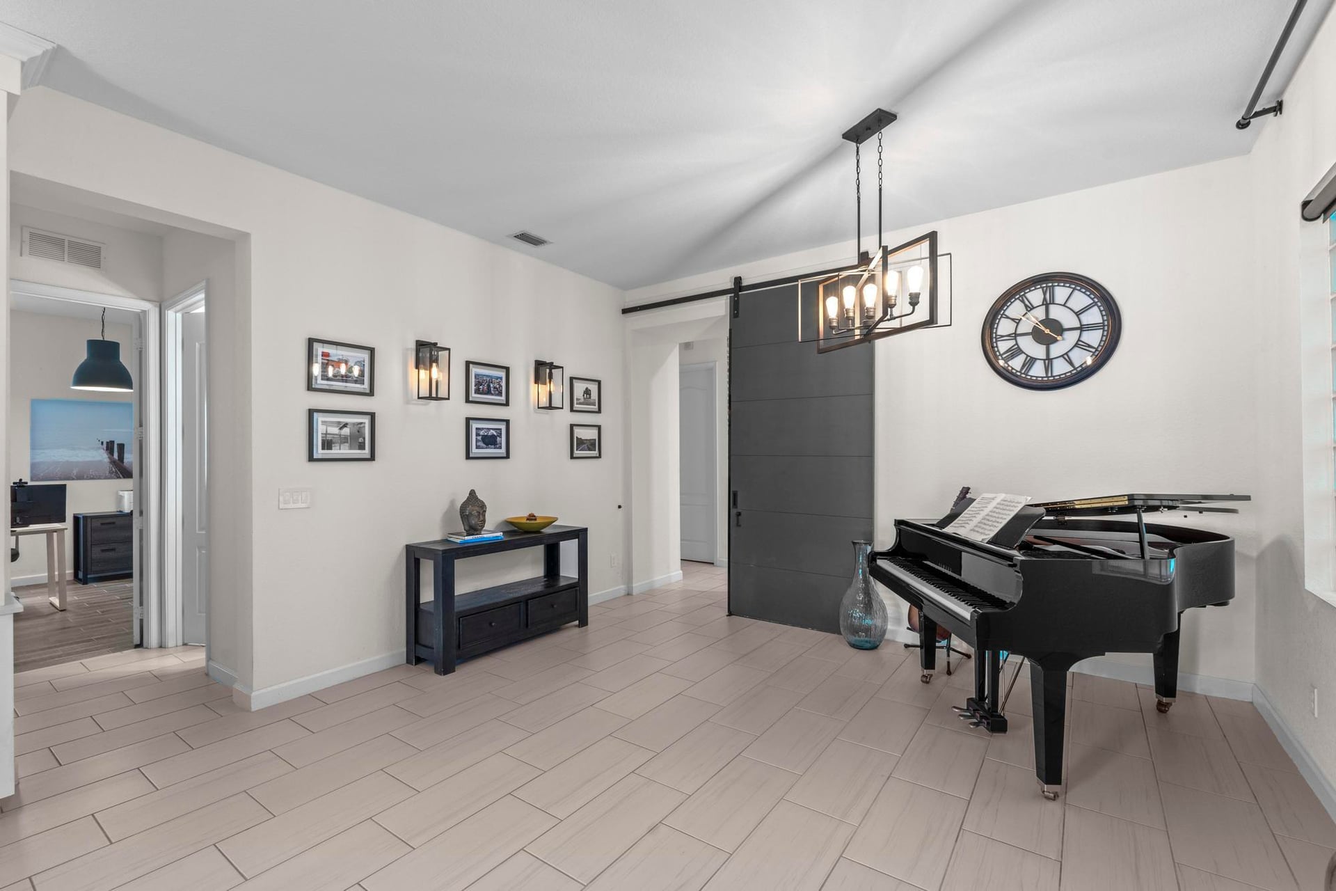 Residence photo 42