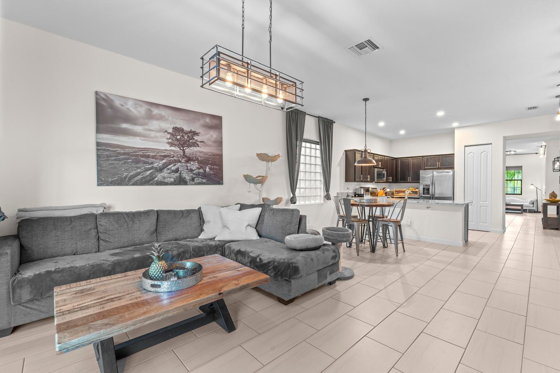Residence photo 56
