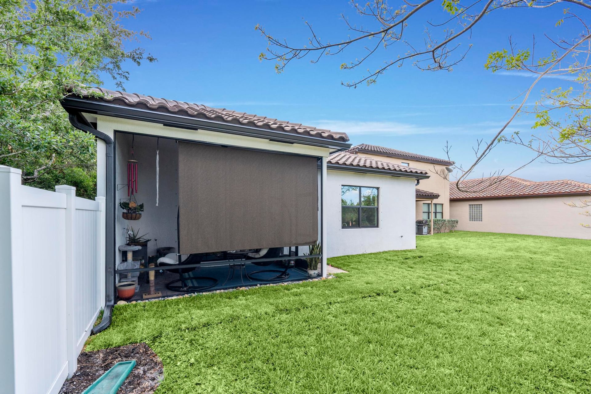 Residence photo 63