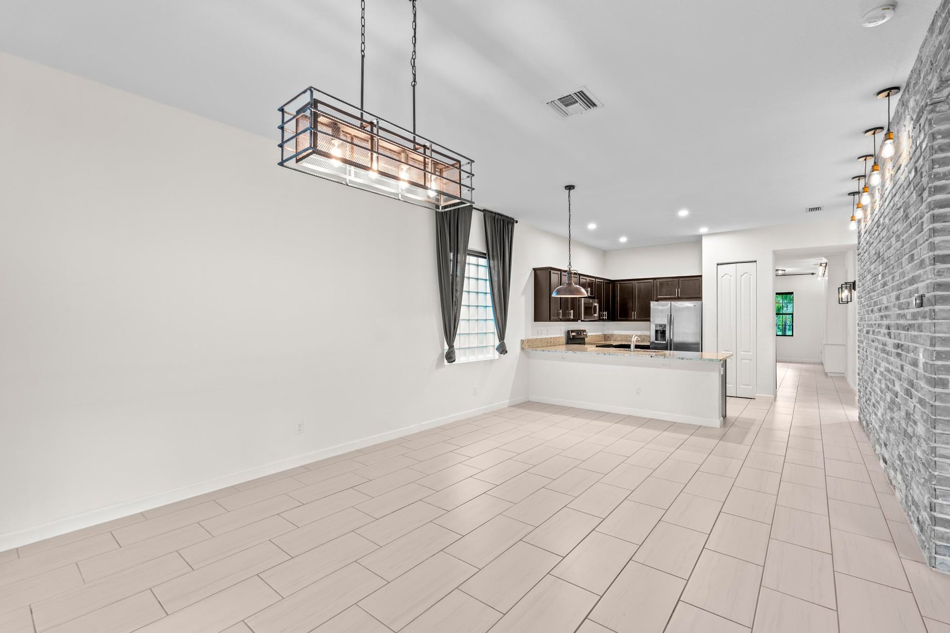 Residence photo 72