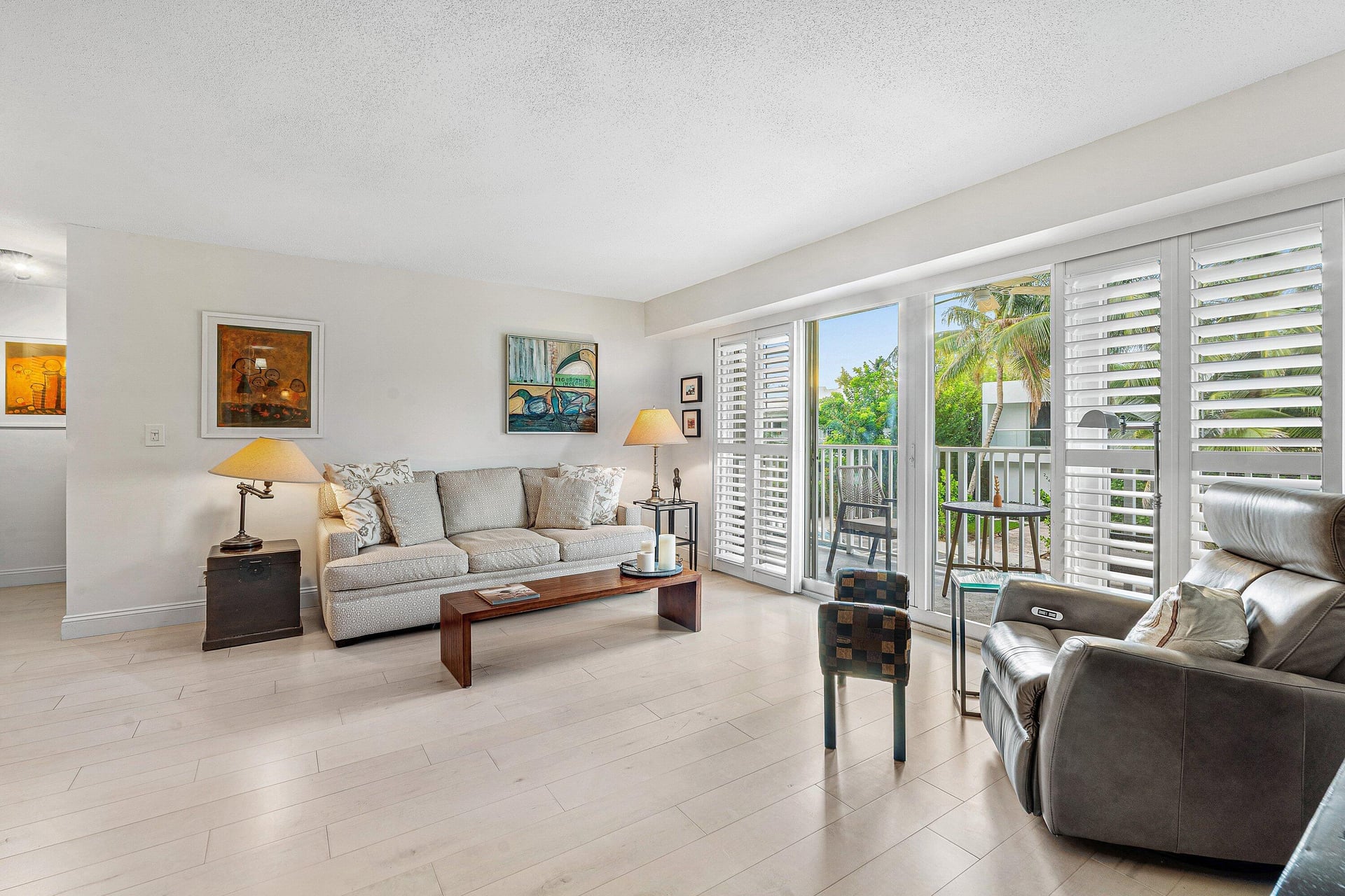 North End Palm Beach Unit 2B photo 2