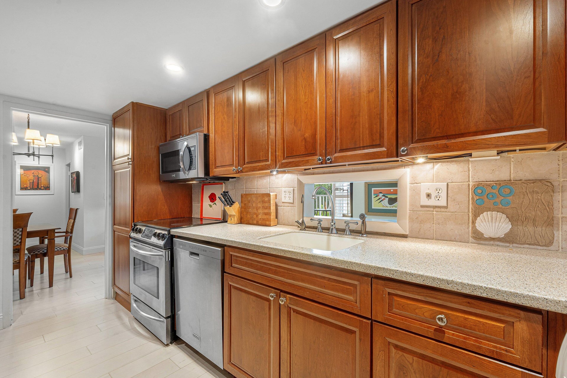 North End Palm Beach Unit 2B photo 8